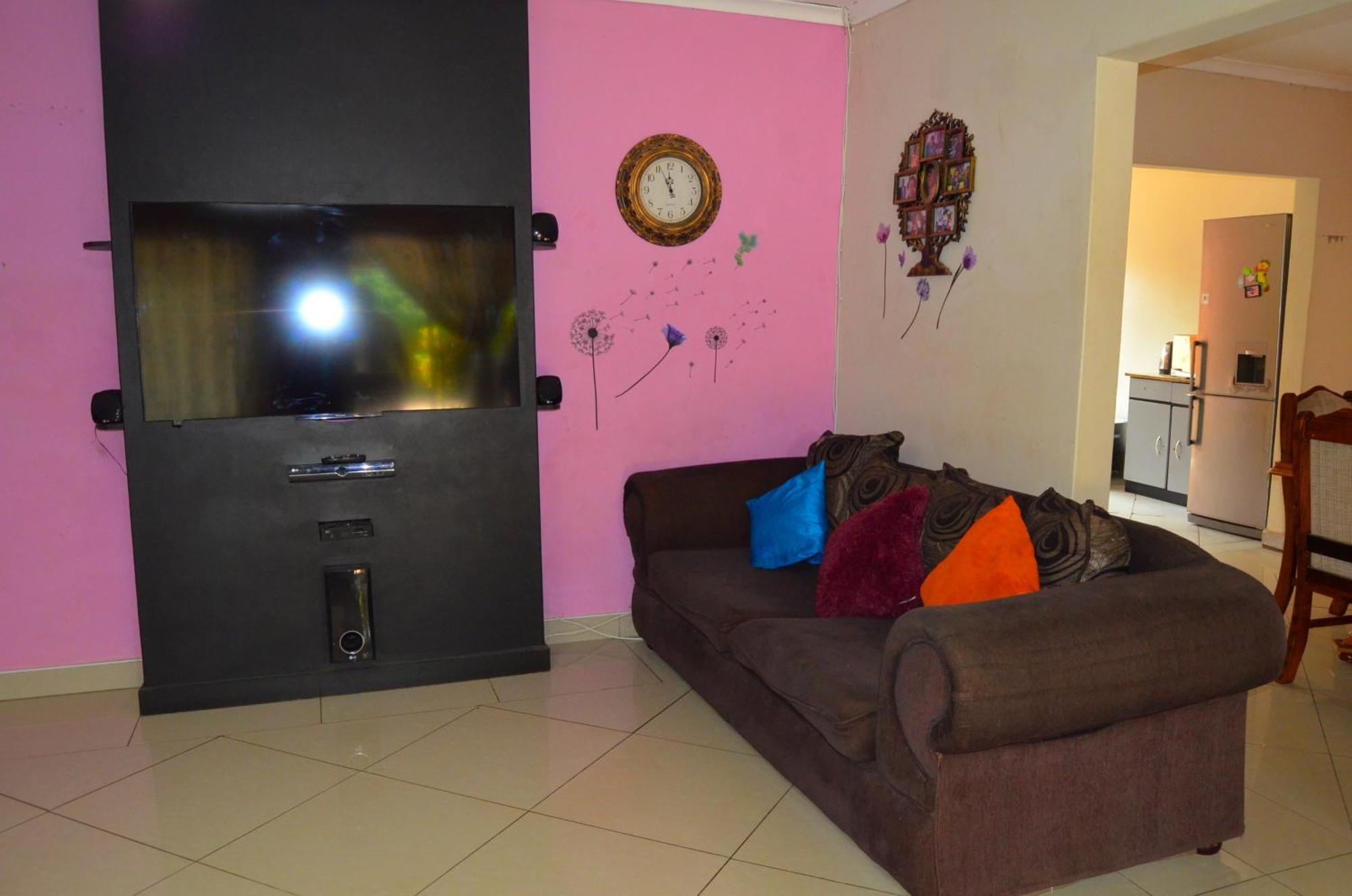 Chobe Kulotu Guest House Kasane Εξωτερικό φωτογραφία
