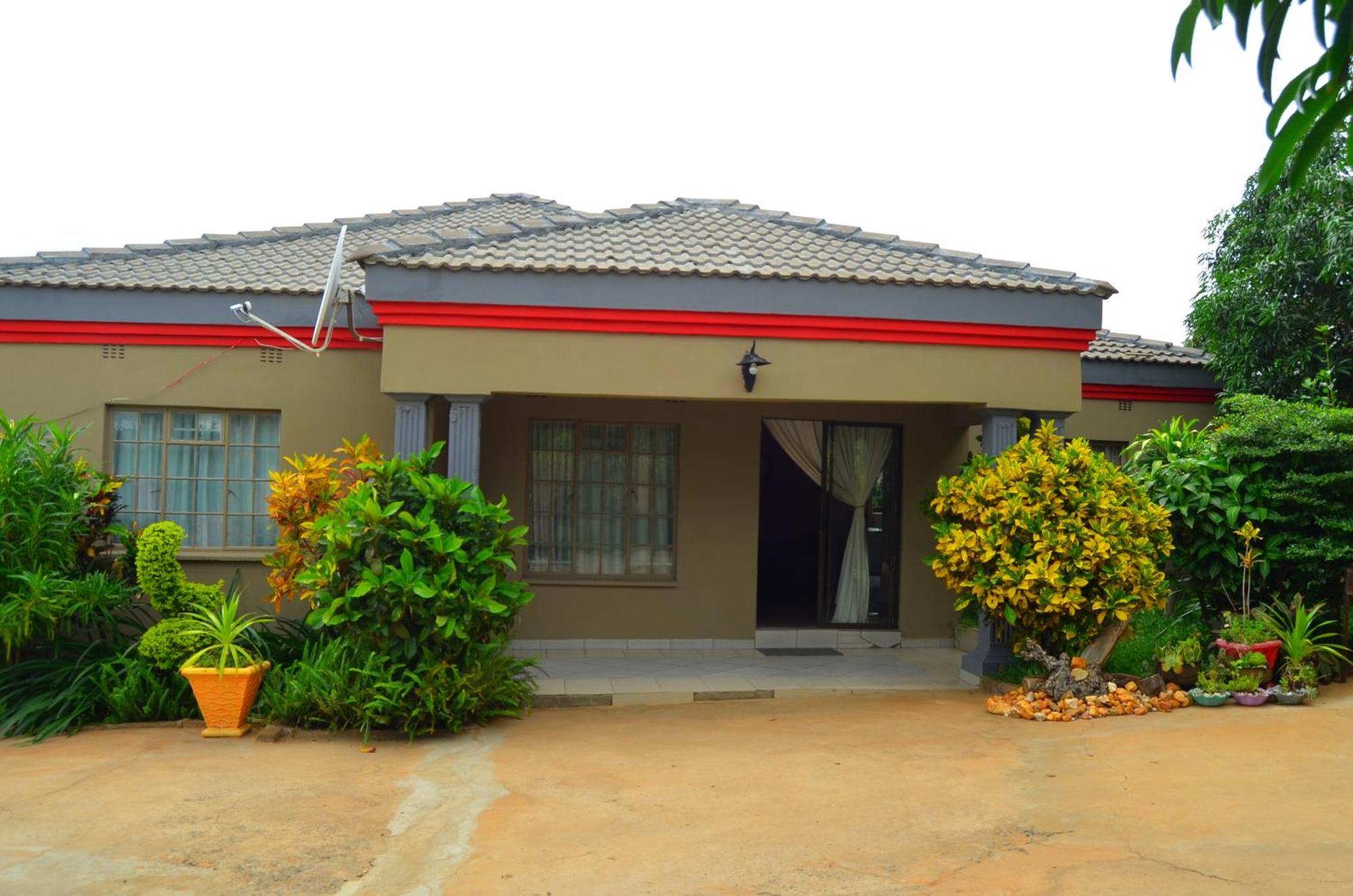 Chobe Kulotu Guest House Kasane Εξωτερικό φωτογραφία