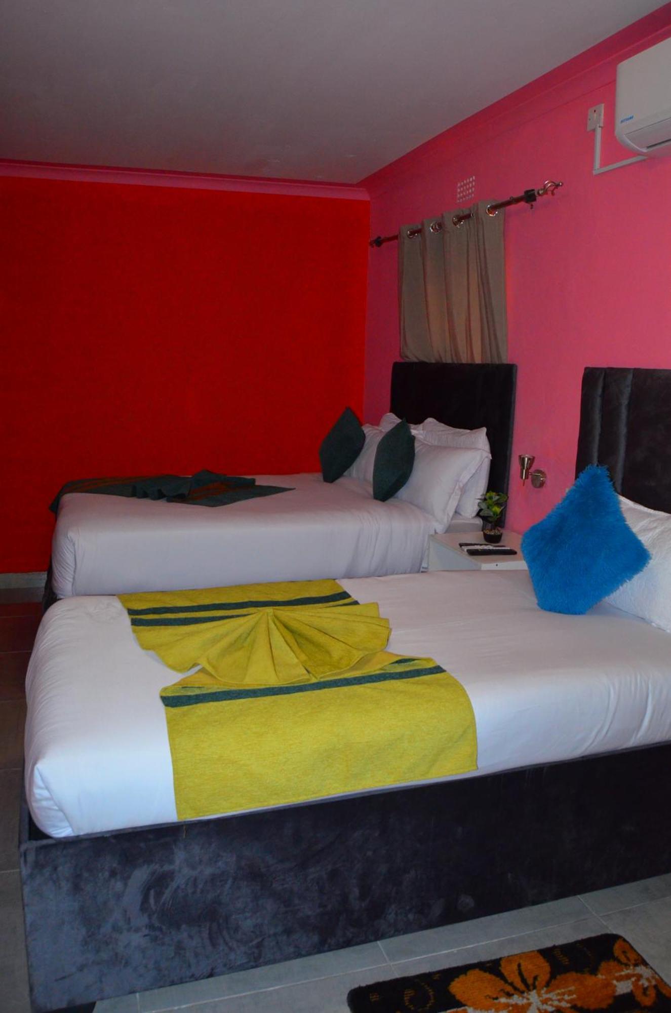 Chobe Kulotu Guest House Kasane Εξωτερικό φωτογραφία